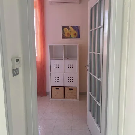 Esperia Attico Apartment *